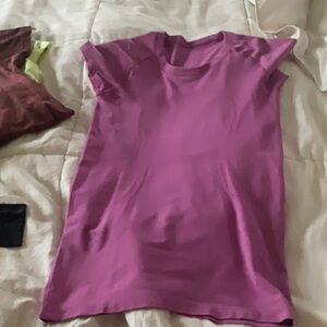 Lululemon swiftly short sleeve size 4 used